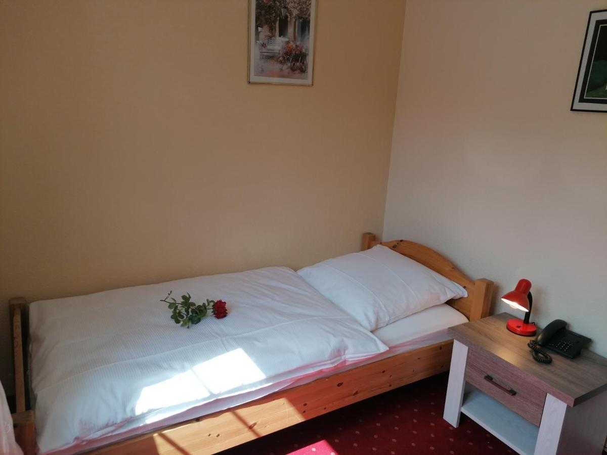 Hotel Rosengarten Verbandsgemeinde Verbandsgemeinde Bernkastel-Kues Buitenkant foto